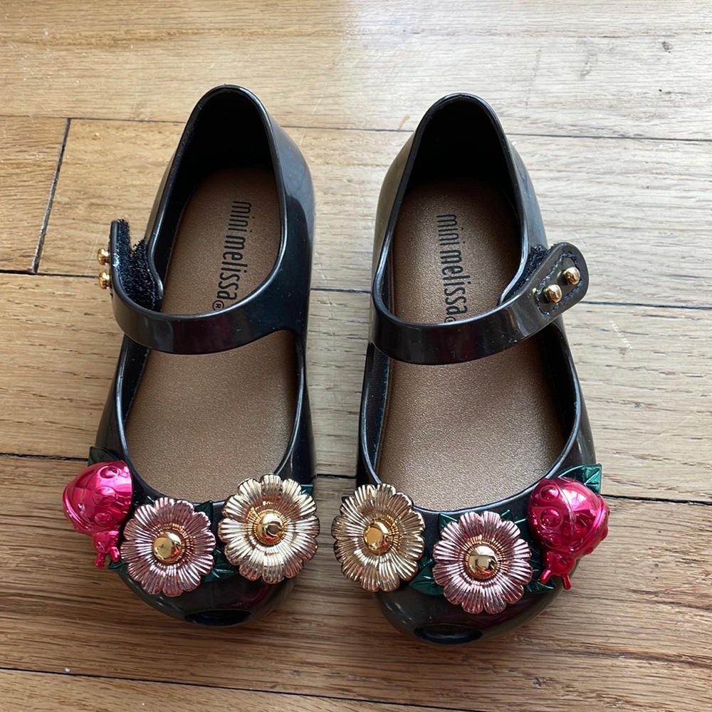 Mini Melissa toddler shoes in black size 6 USA